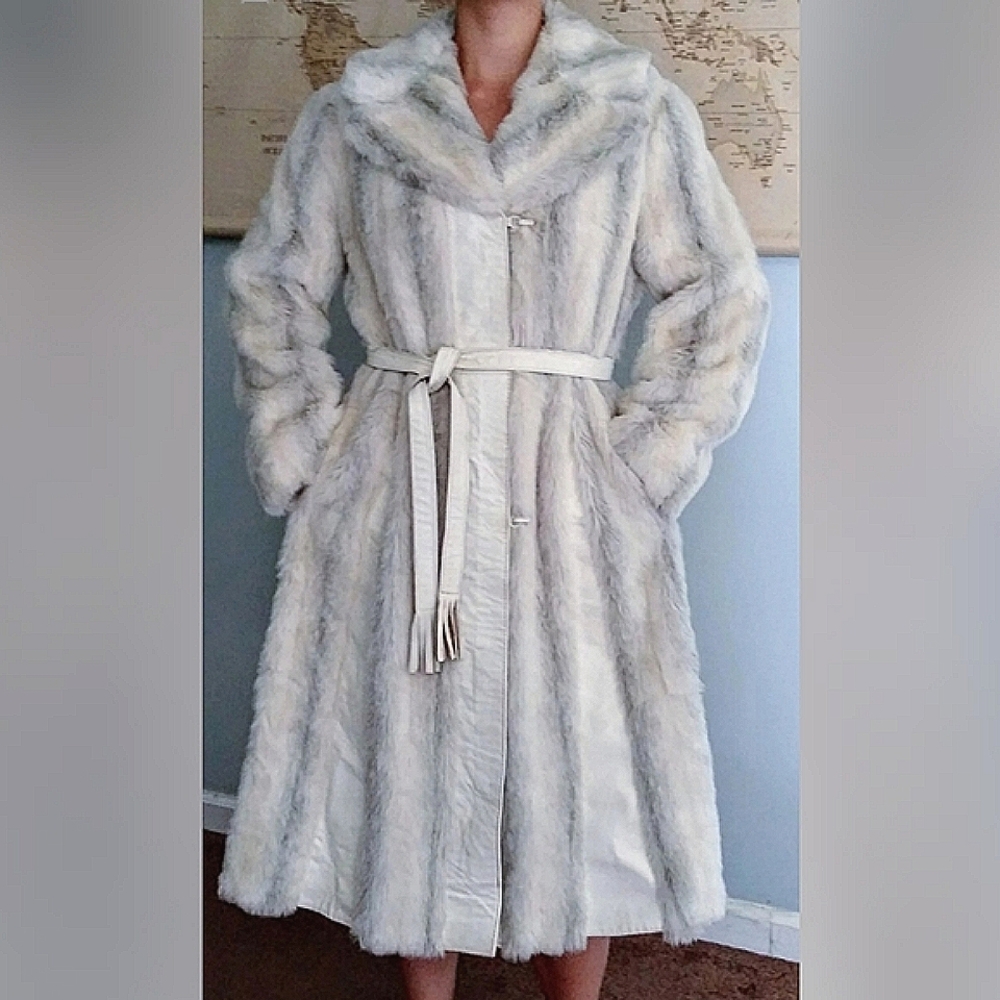 Vintage White Leather Faux Fox Fur Coat